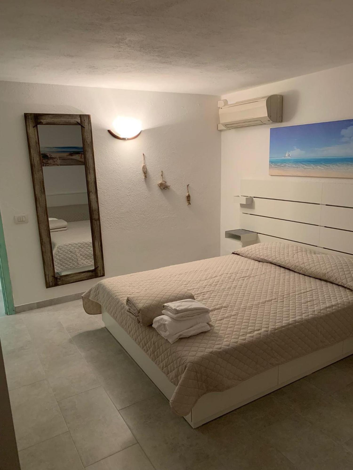 Ampio Trilocale Sul Golfo Di Marinella Villa Marinella  Buitenkant foto